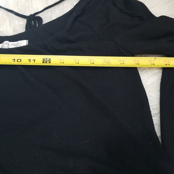 Free People Black Long Sleeve Thermal Crop Top - Picture 8 of 10